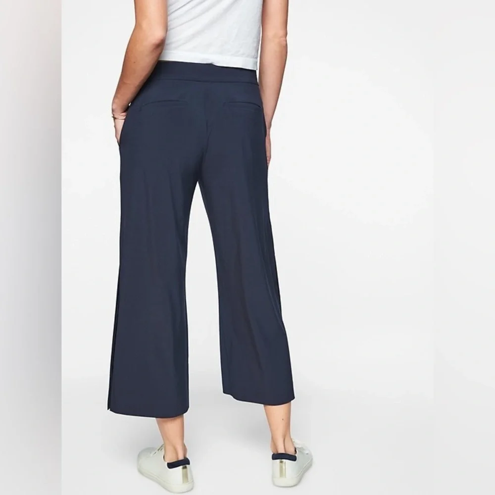 Athleta cropped pants - Picture 7 of 7